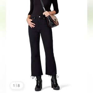 EUC Levi’s Black Ribcage Crop Flare Jeans size 25